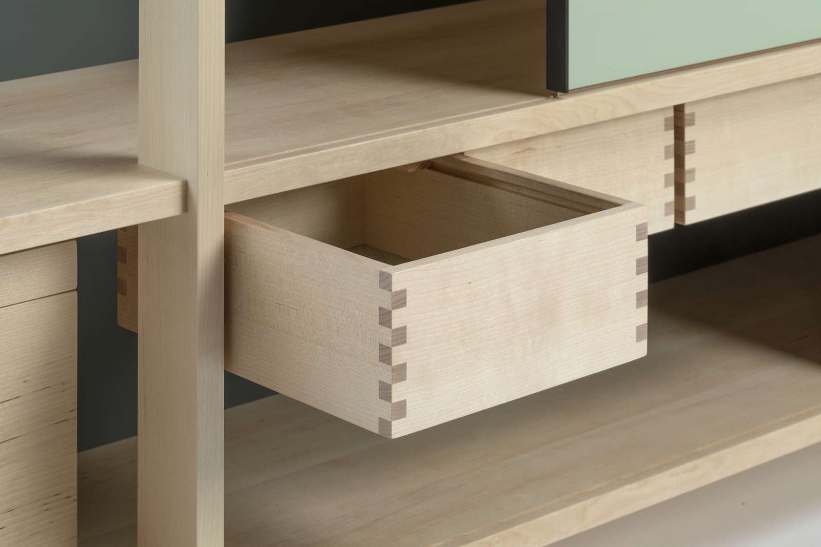 This is Wood Garderobe