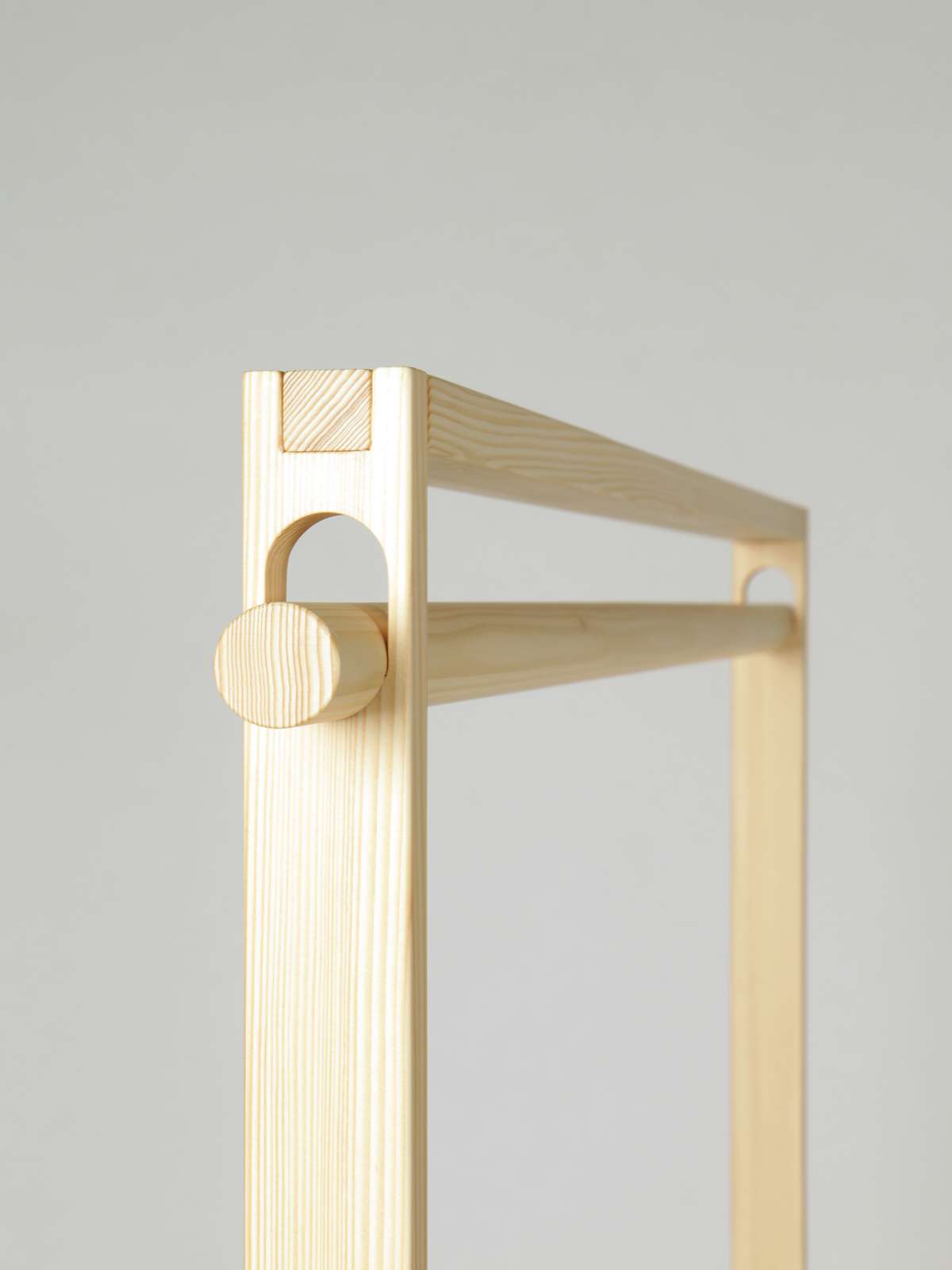 This is Wood Massivholz Badmöbel