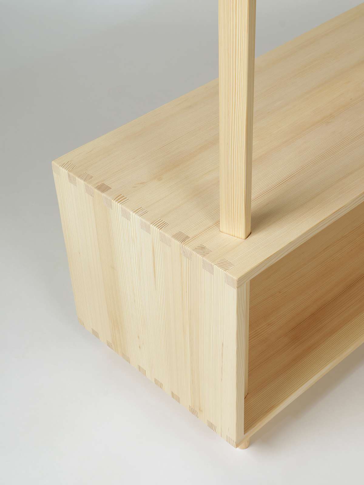 This is Wood Massivholz Badmöbel