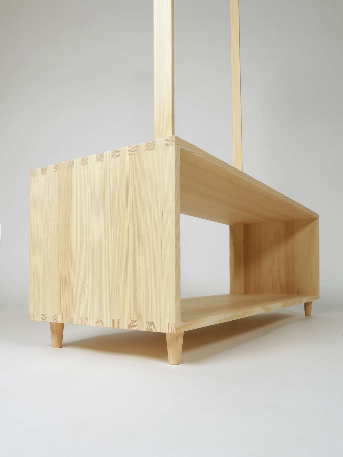 This is Wood Massivholz Badmöbel