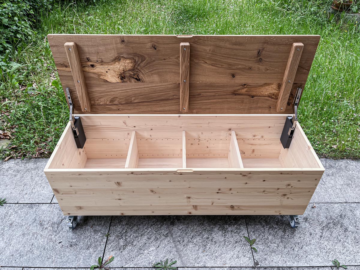 This is Wood Truhe aus Vollholz